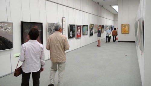 日洋彫工展の会場